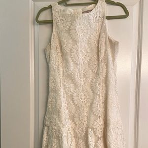 Dropped waist daisy lace dress